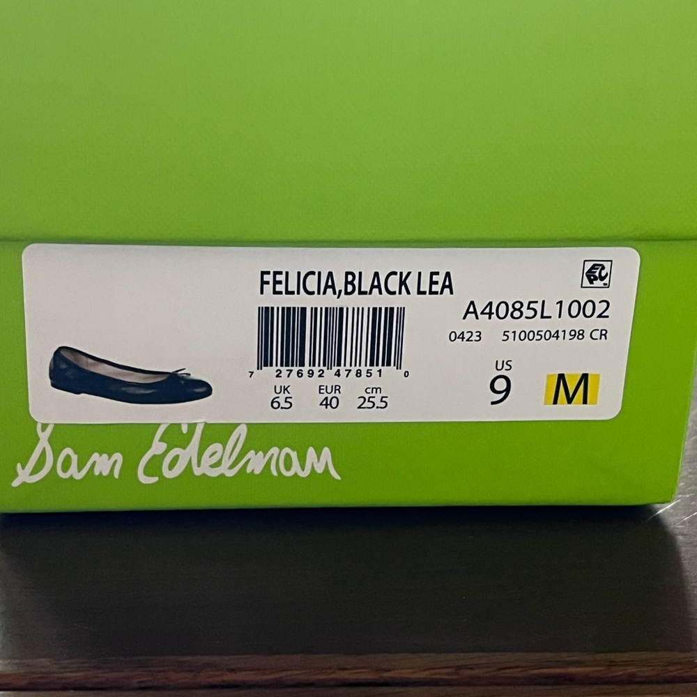 Sam Edelman Black Leather Flats - Picture 3 of 3